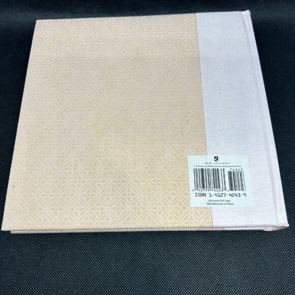 New in box New Season's Moments In Time Baby photo album - Picture 5 of 5